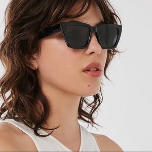 carson chunky rectangular sunglasses black